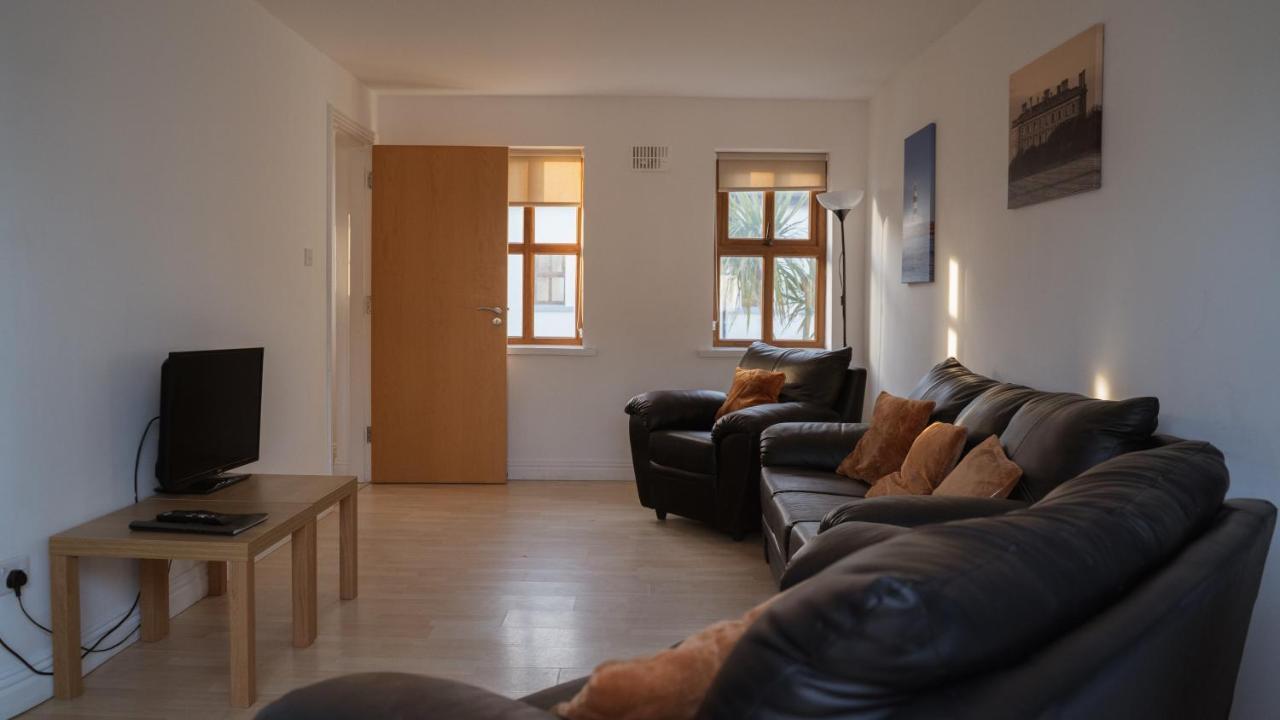Hookless Holiday Homes Fethard-on-Sea Buitenkant foto