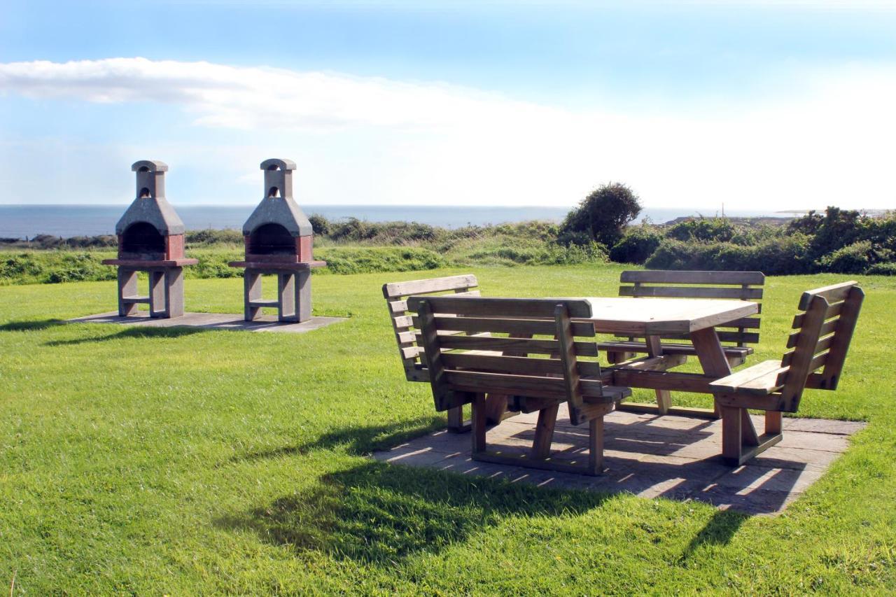 Hookless Holiday Homes Fethard-on-Sea Buitenkant foto