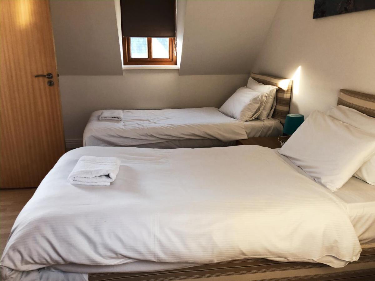 Hookless Holiday Homes Fethard-on-Sea Buitenkant foto