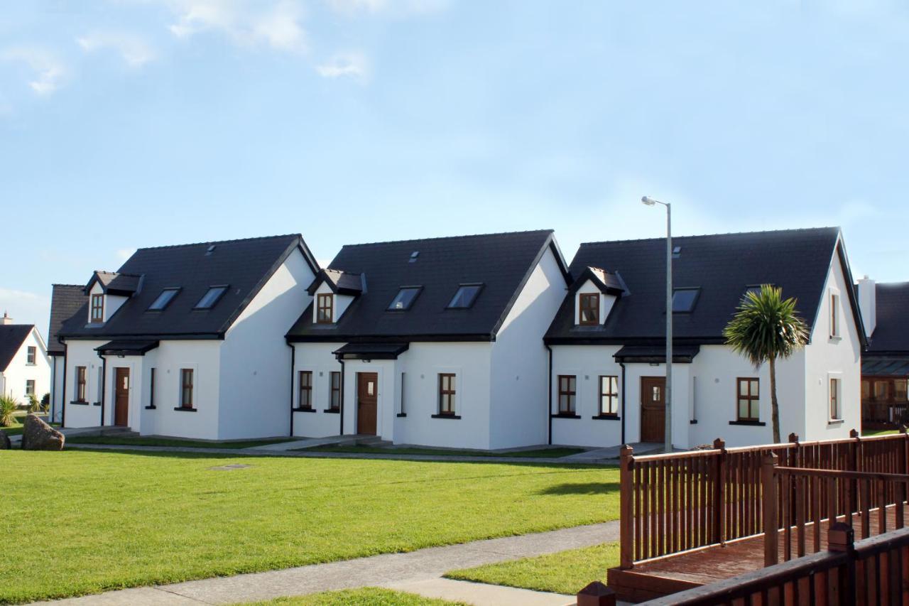 Hookless Holiday Homes Fethard-on-Sea Buitenkant foto